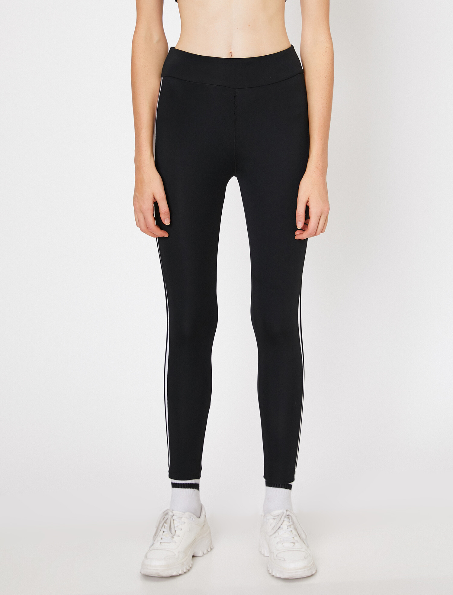

Спортивные леггинсы Koton 0KAK42343NK-999 XL Black