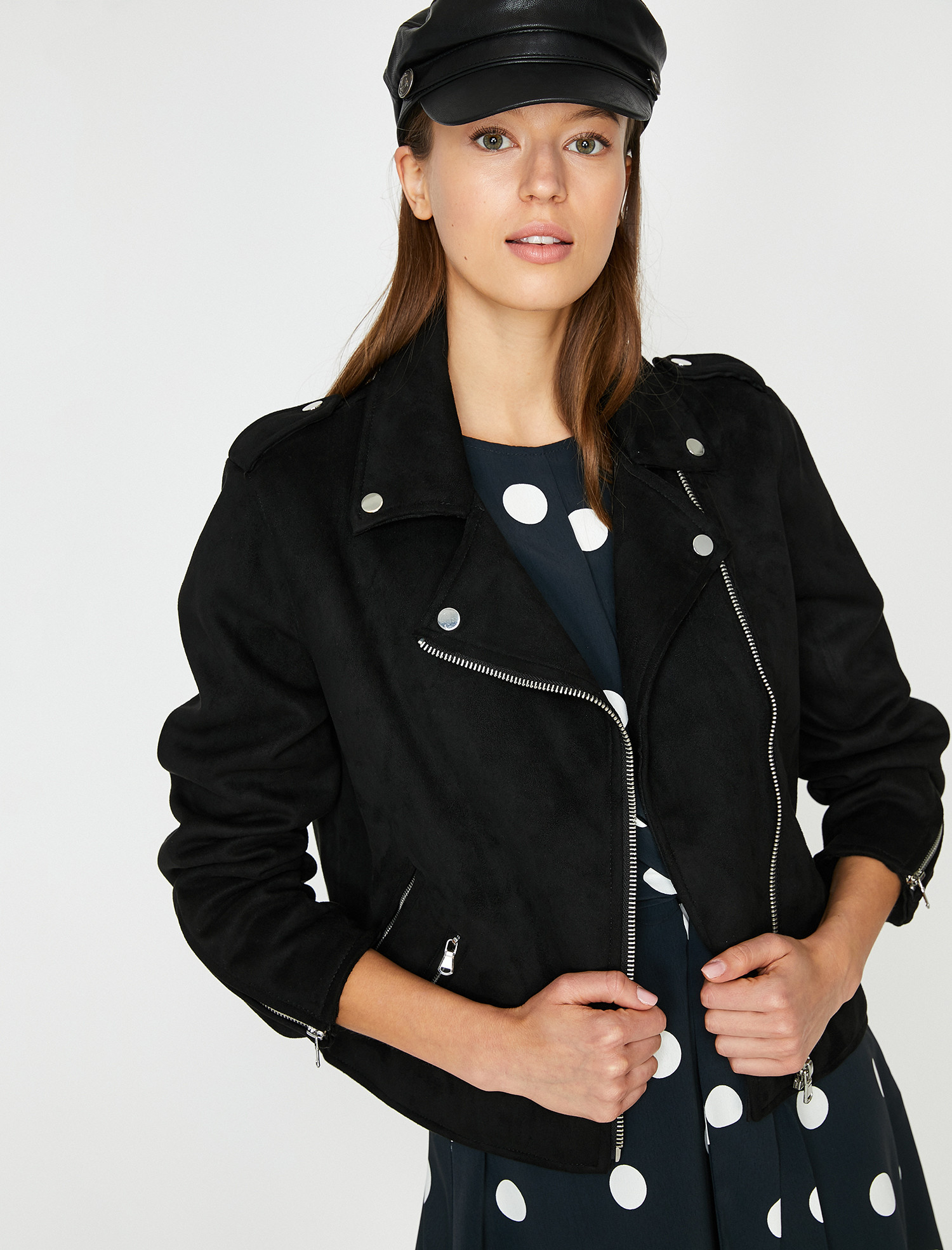 

Куртка из искусственной замши Koton 9KAK53972QW-999 36 Black