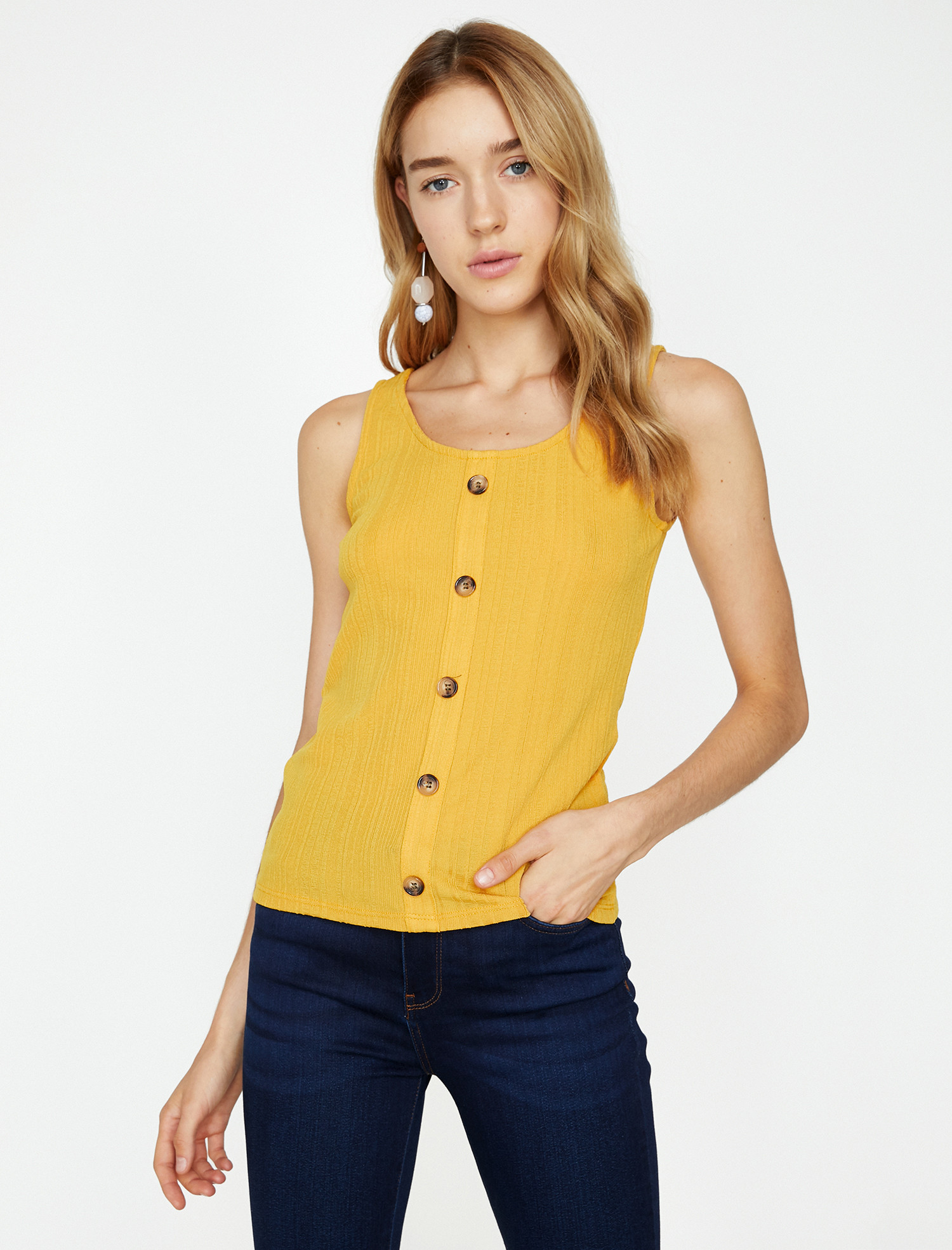 

Топ Koton 9KAL31004JK-182 L Yellow