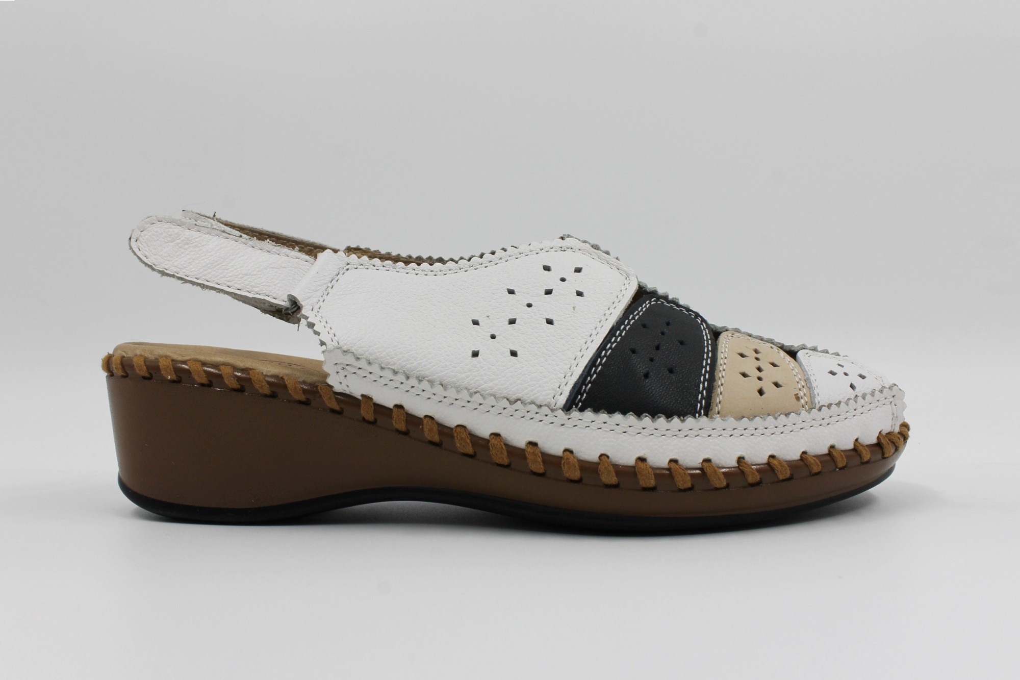 

Босоножки женские Meego Comfort Е 9205-2 39