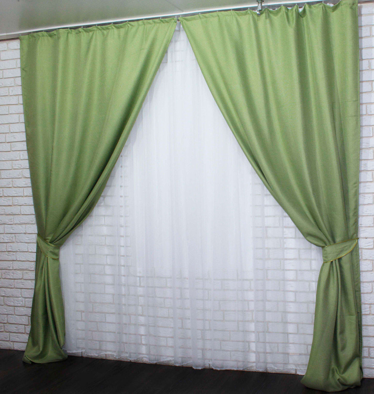 

Шторы VR-Textil Лен Мешковина 2 шт 150 × 270 см салатовый (2129)