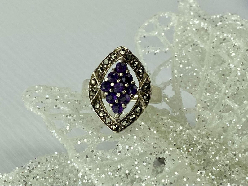 

Серебряное кольцо с Фиолетовым Турмалином и камнями Морион Натуральный Sky Jewelry 001880