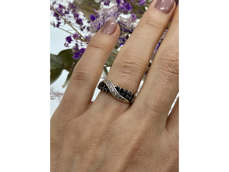 

Серебряное кольцо с черным и белым турмалином Инь Ян Натуральный Sky Jewelry 003205