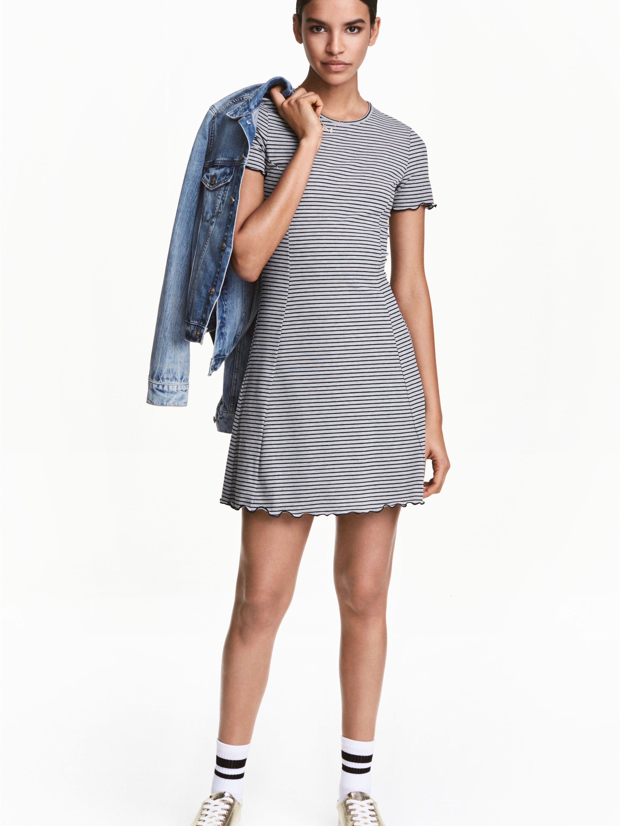 

Платье H&M 4572755-ACSQ 34 Серое с черным