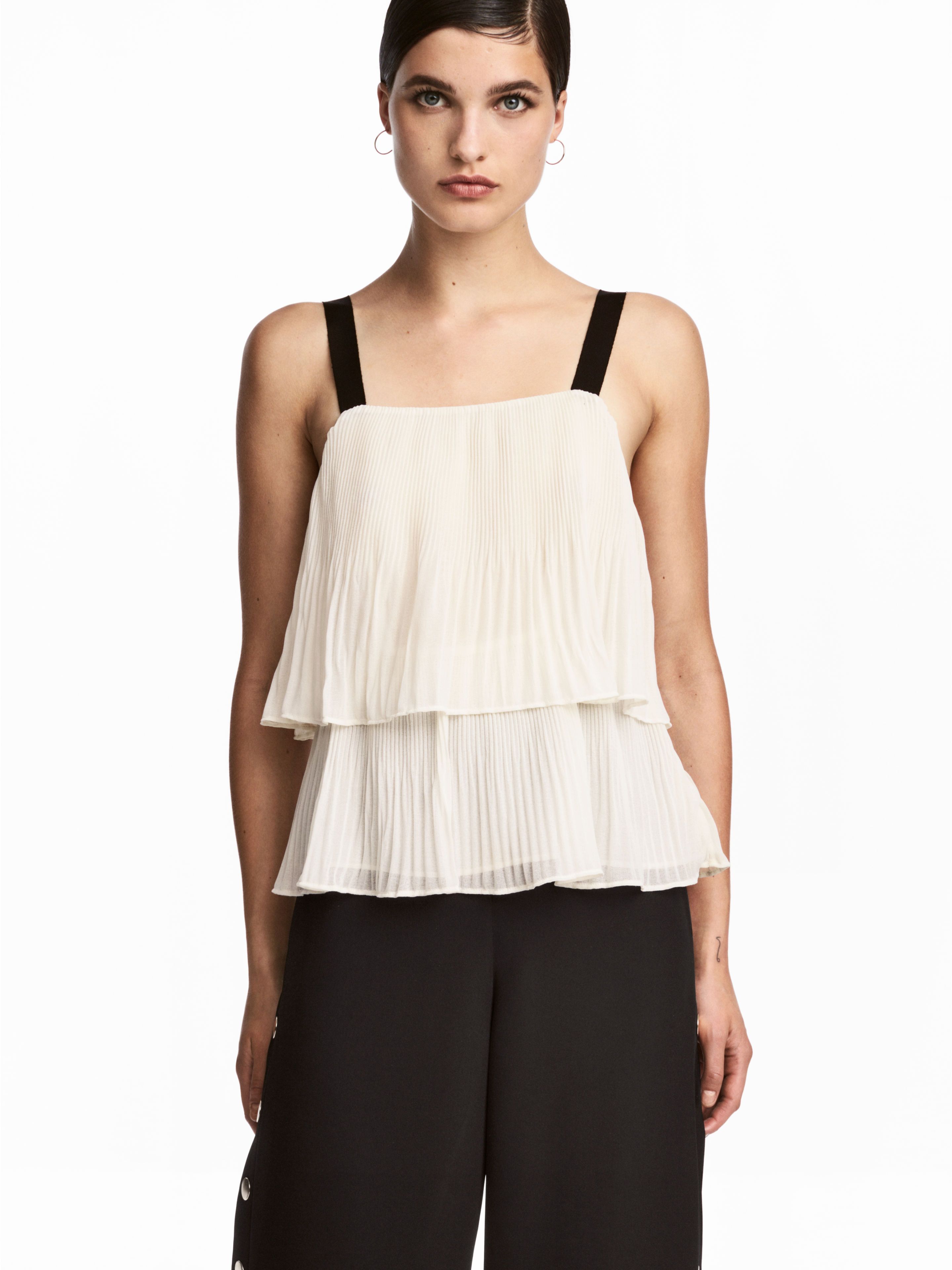 

Топ H&M 5419996-ABBE 36 Белый с черным