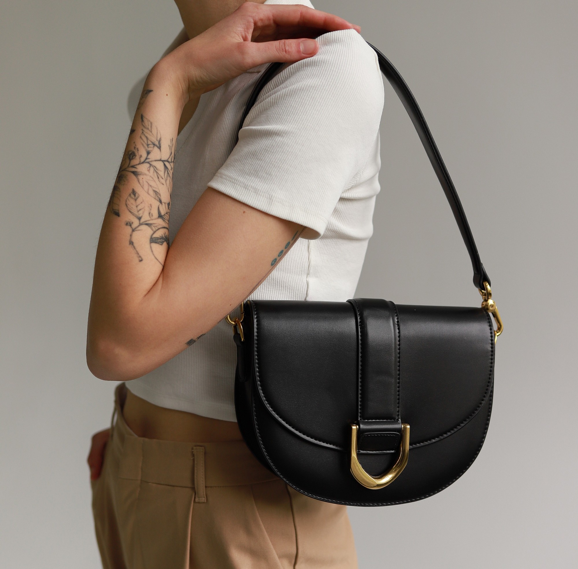 

Женская сумка Bagsmini Moon Bag Black Черная