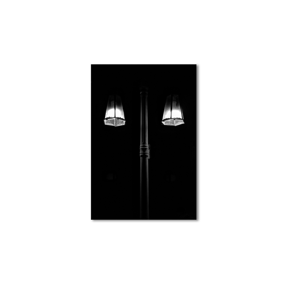 

Модульная картина Artel «Ночной фонарный столб» 150x100 см
