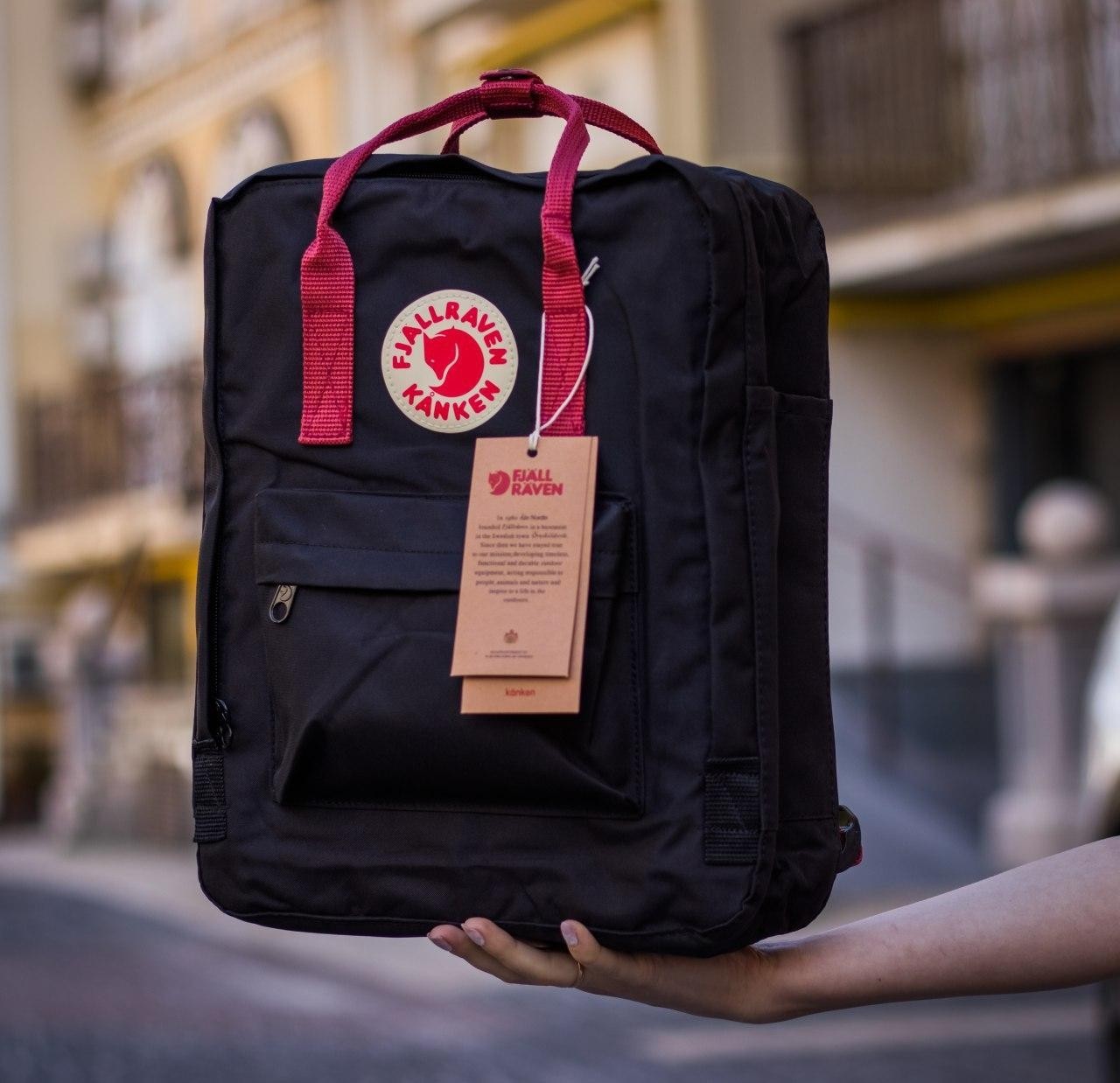 

Молодежный рюкзак Fjallraven Kanken Classic Black-Ox Red F23510.8 черный