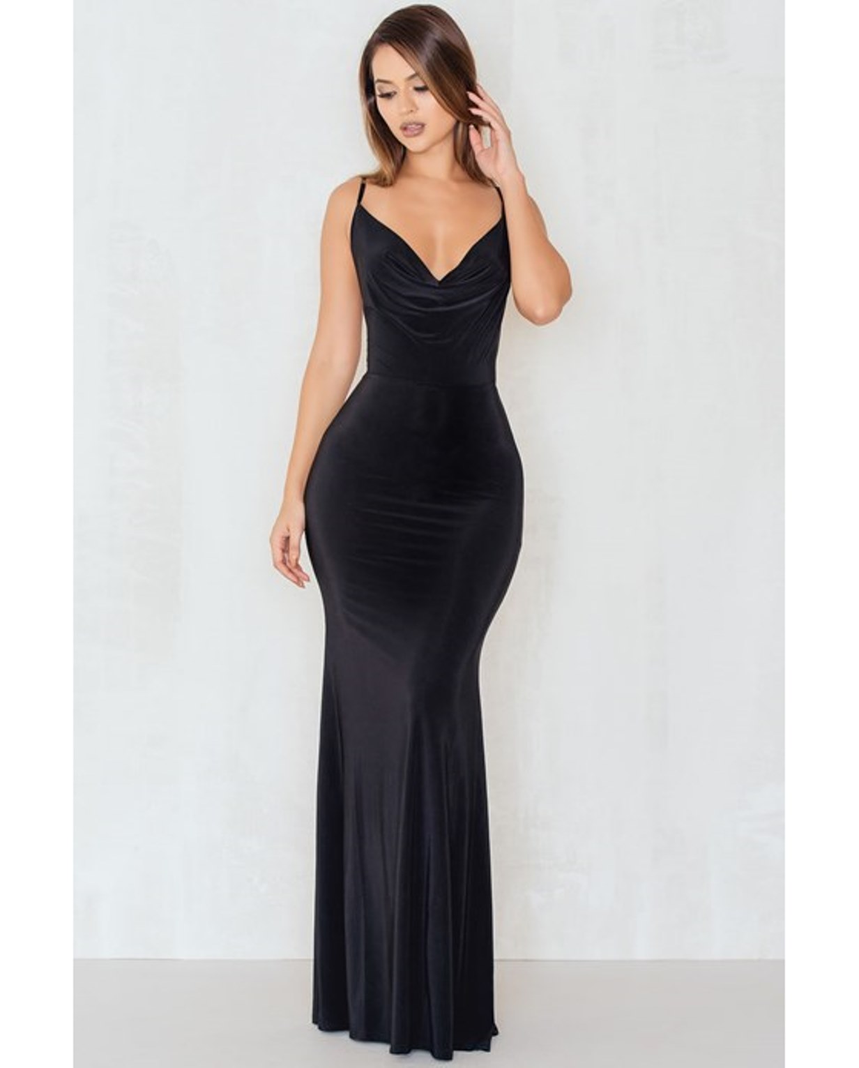 

Платье The Red Carpet NA-KD K190418-17  Черный, Платье The Red Carpet NA-KD K190418-17 S Черный