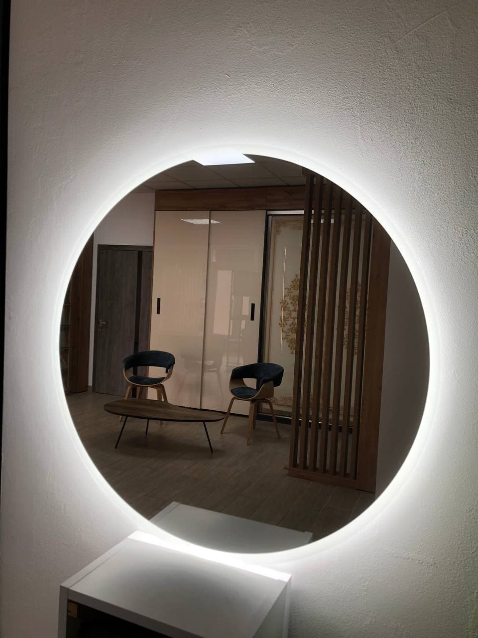 

Зеркало с LED подсветкой D-61-2 (d80) Wooden Barrels