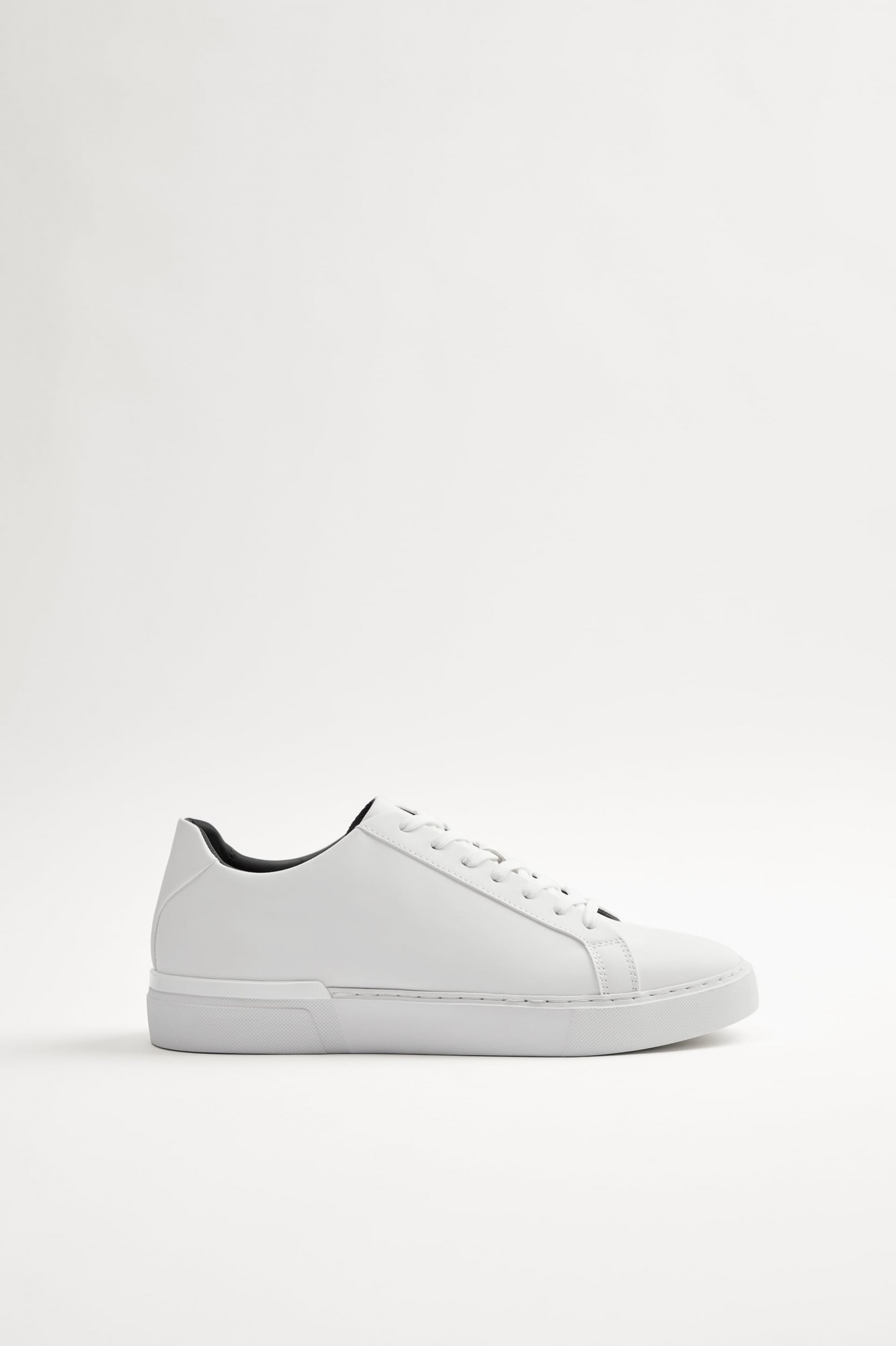 

Базовые кеды Zara Light размер 42 белый 2300/520/001