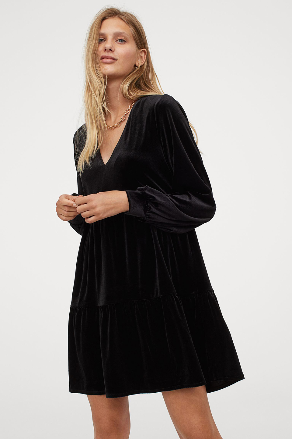 

Платье H&M 886566001b04 M Черное