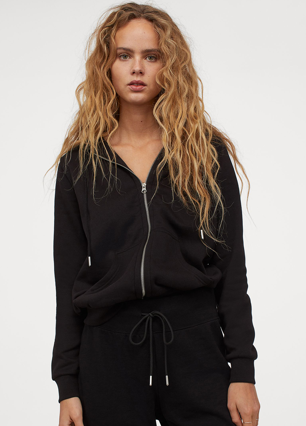 

Толстовка H&M 237347b03 S Черная