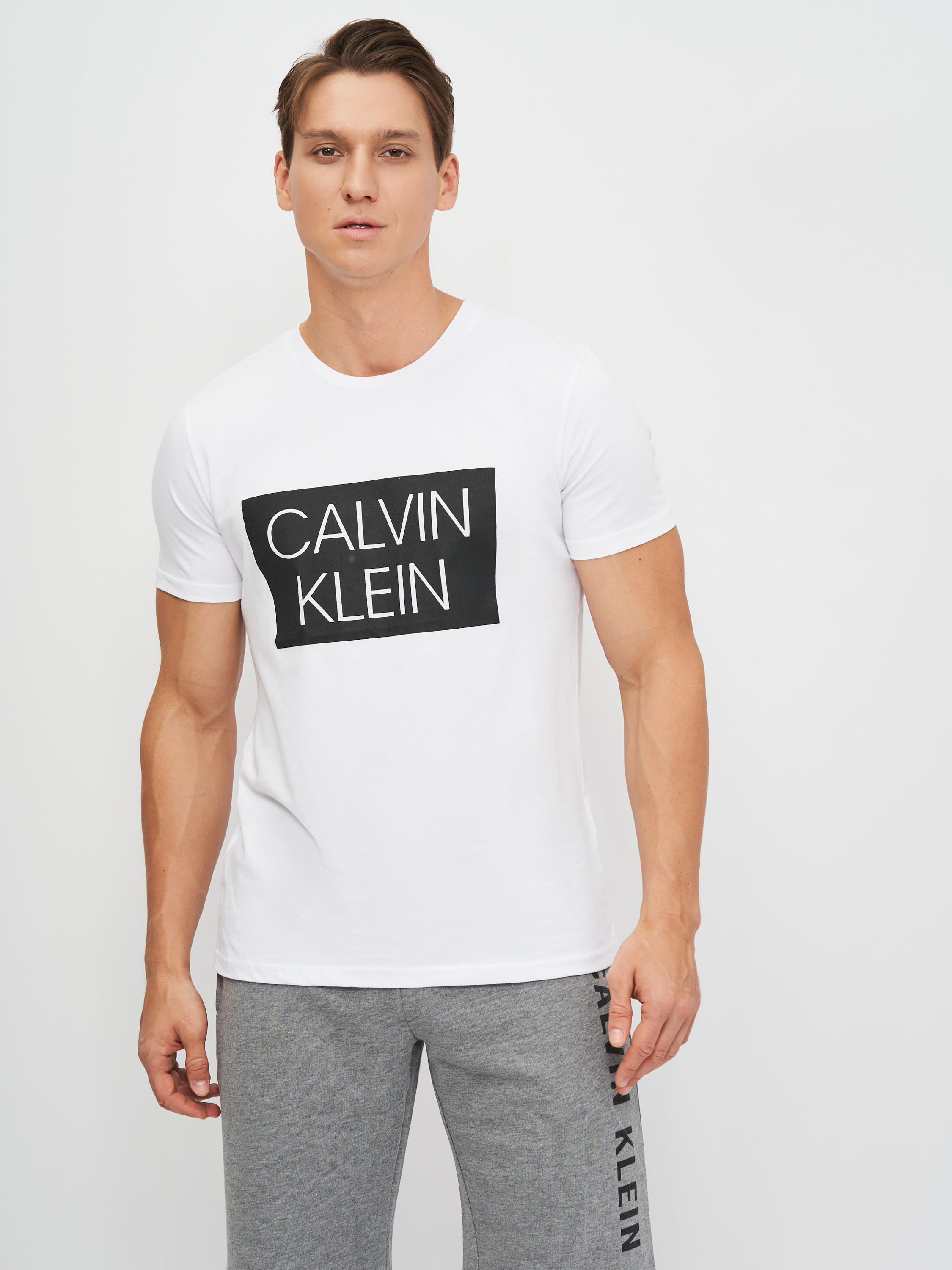 

Футболка Calvin Klein Jeans 10741.2  (52) Белая, Футболка Calvin Klein Jeans 10741.2 2XL (52) Белая