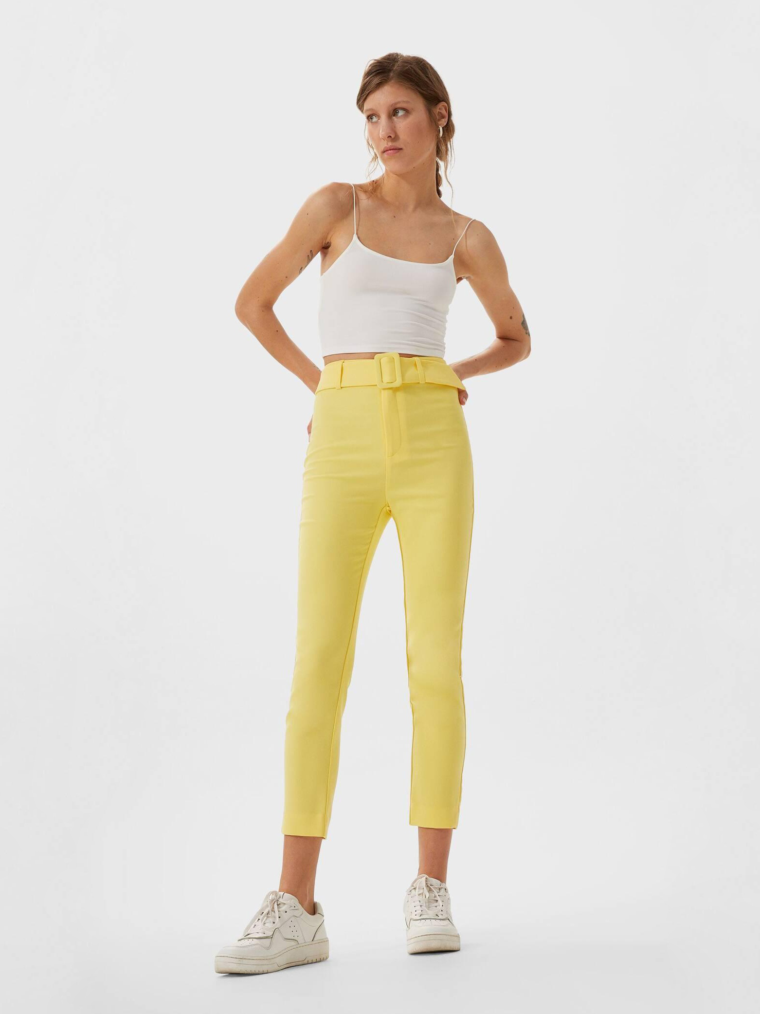 

Брюки Stradivarius 4505/482/300-ACUU 34 Желтые