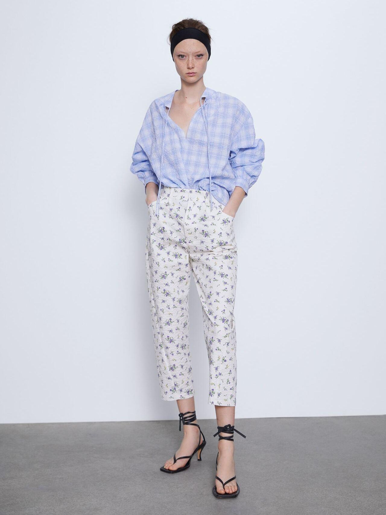 

Рубашка Zara 2491/913/044-ABKR XS Белая с голубым