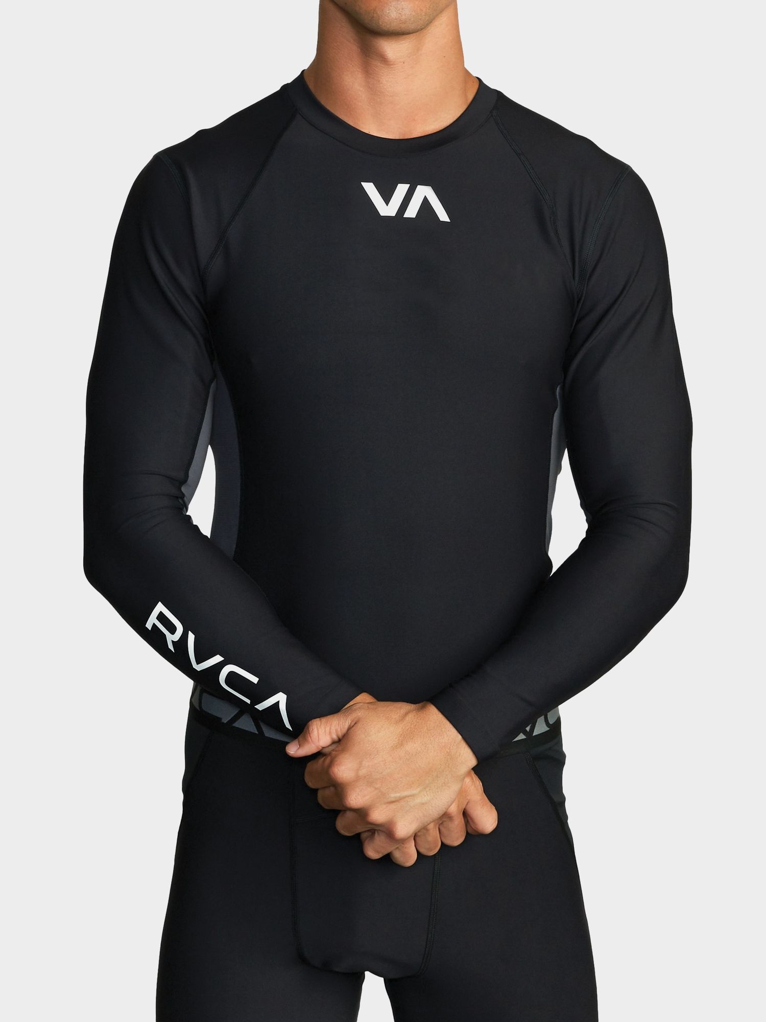 

Рашгард RVCA COMPRESSION W4KTME L Black
