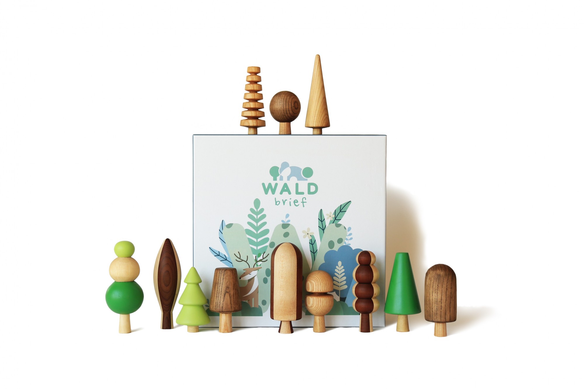

Игрушка деревянная Wald Brief Mein Wald (Мой лес) 12 фигурок деревьев из разных пород.
