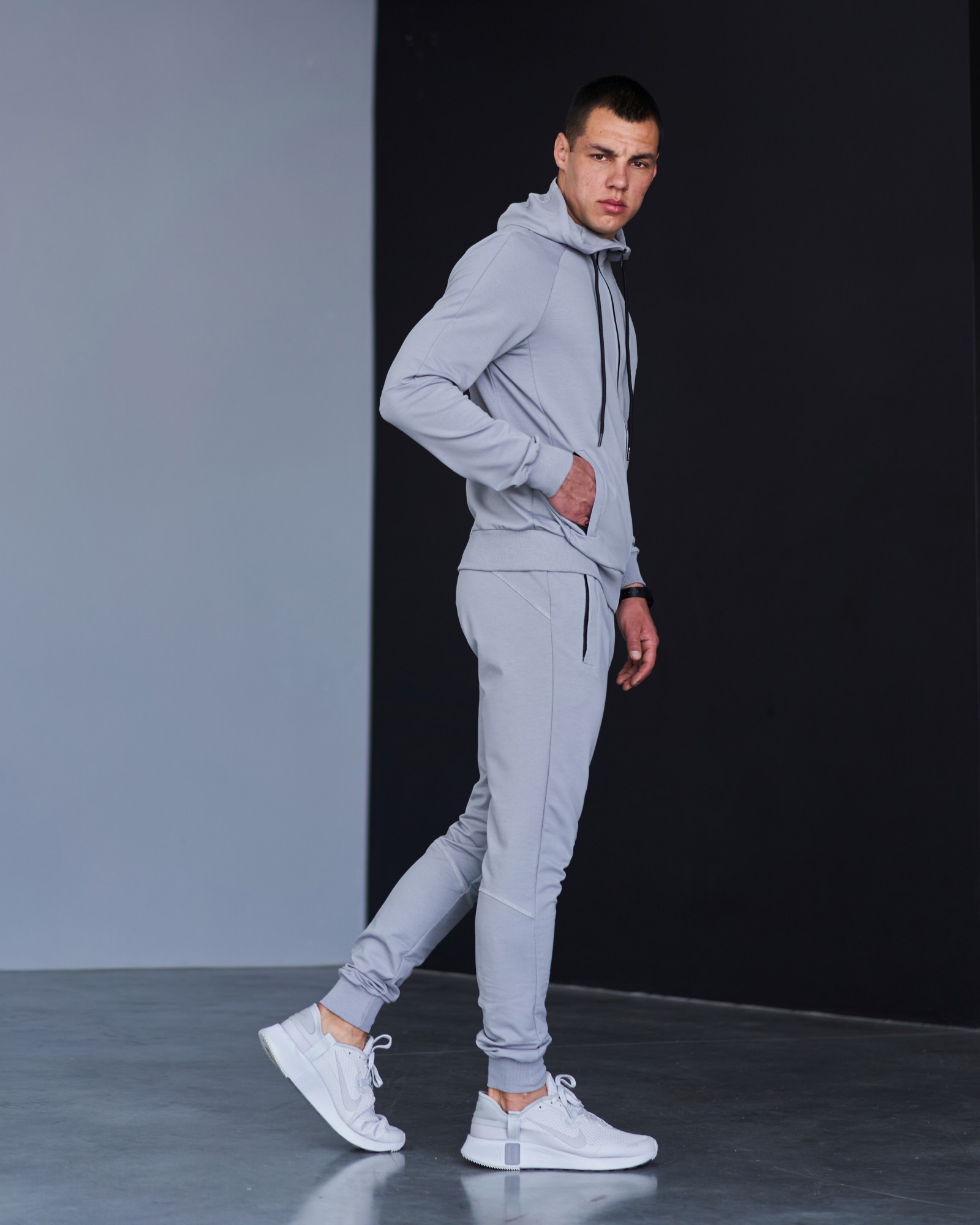 

Спортивный костюм тонкий GR8 active wear модель 361т2-св-серый размер, Спортивный костюм тонкий GR8 active wear модель 361т2-св-серый размер M