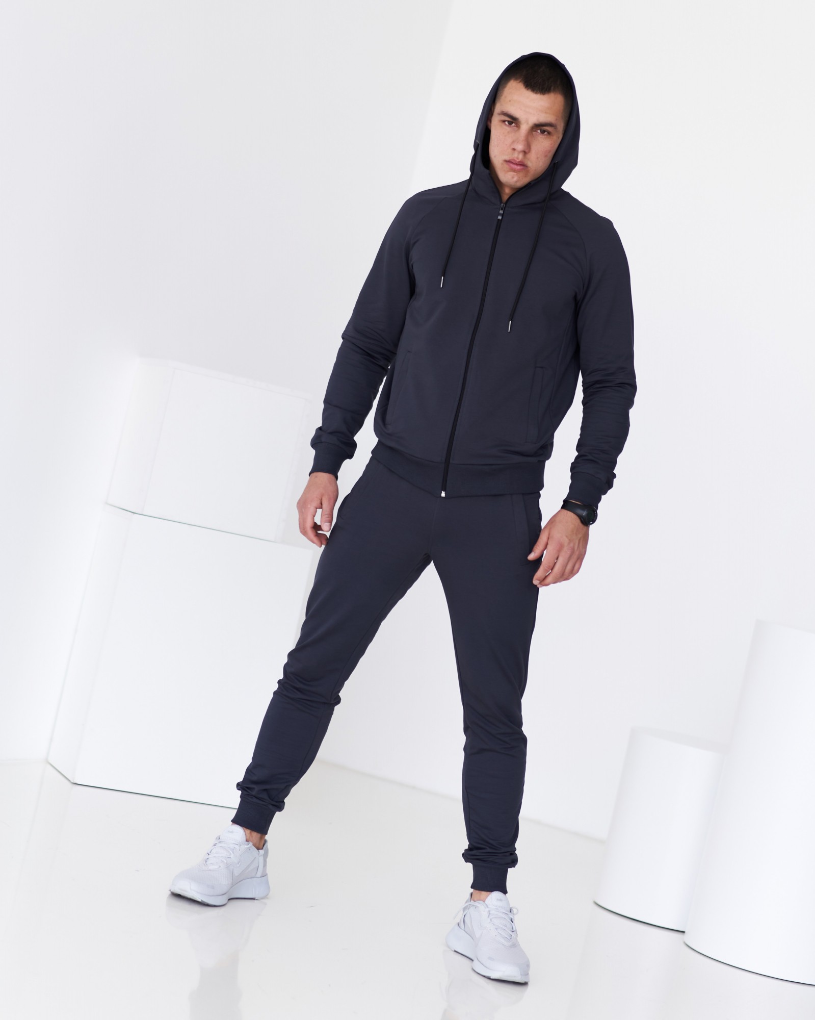 

Спортивный костюм тонкий GR8 active wear модель 361т2-темно-серый размер, Спортивный костюм тонкий GR8 active wear модель 361т2-темно-серый размер L