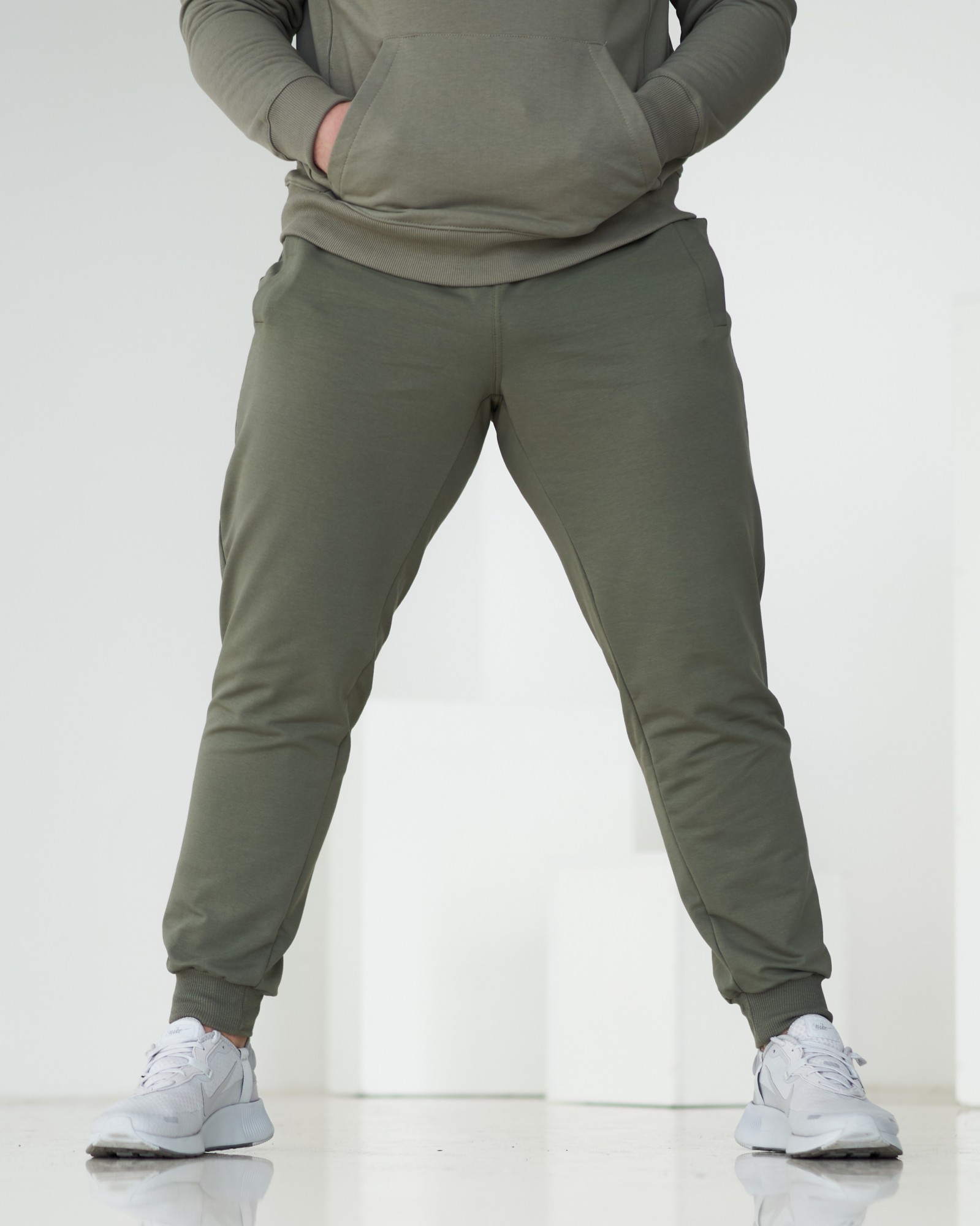 

Спортивные штаны тонкие GR8 active wear модель 44т2-оливковый размер, Спортивные штаны тонкие GR8 active wear модель 44т2-оливковый размер 2XL