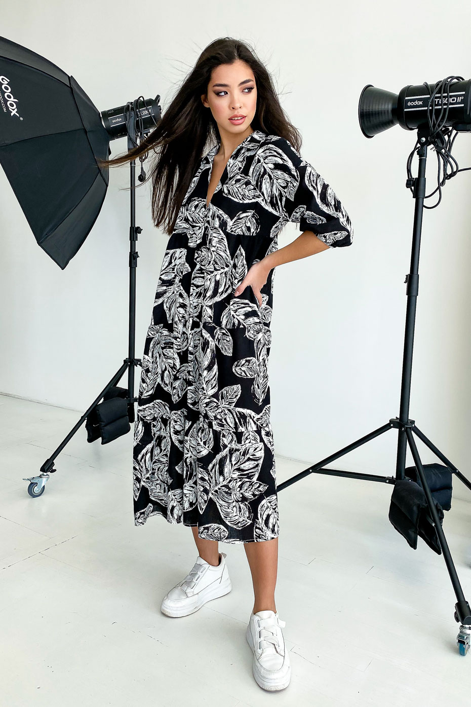 

Платье 1753.4661 Seventeen L-XL черный с белыми цветами