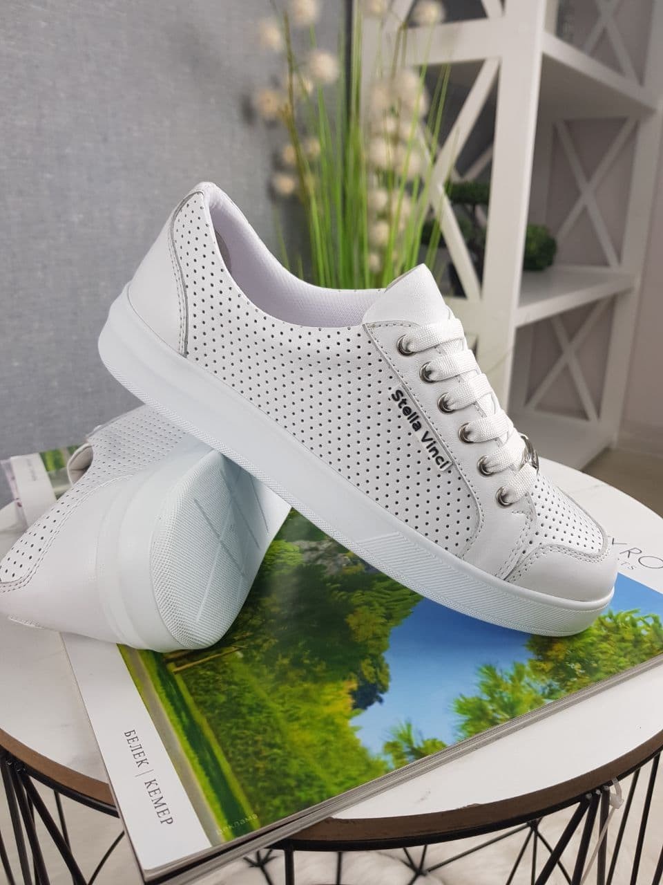 

Кроссовки CR-6674-WHT 39 белые