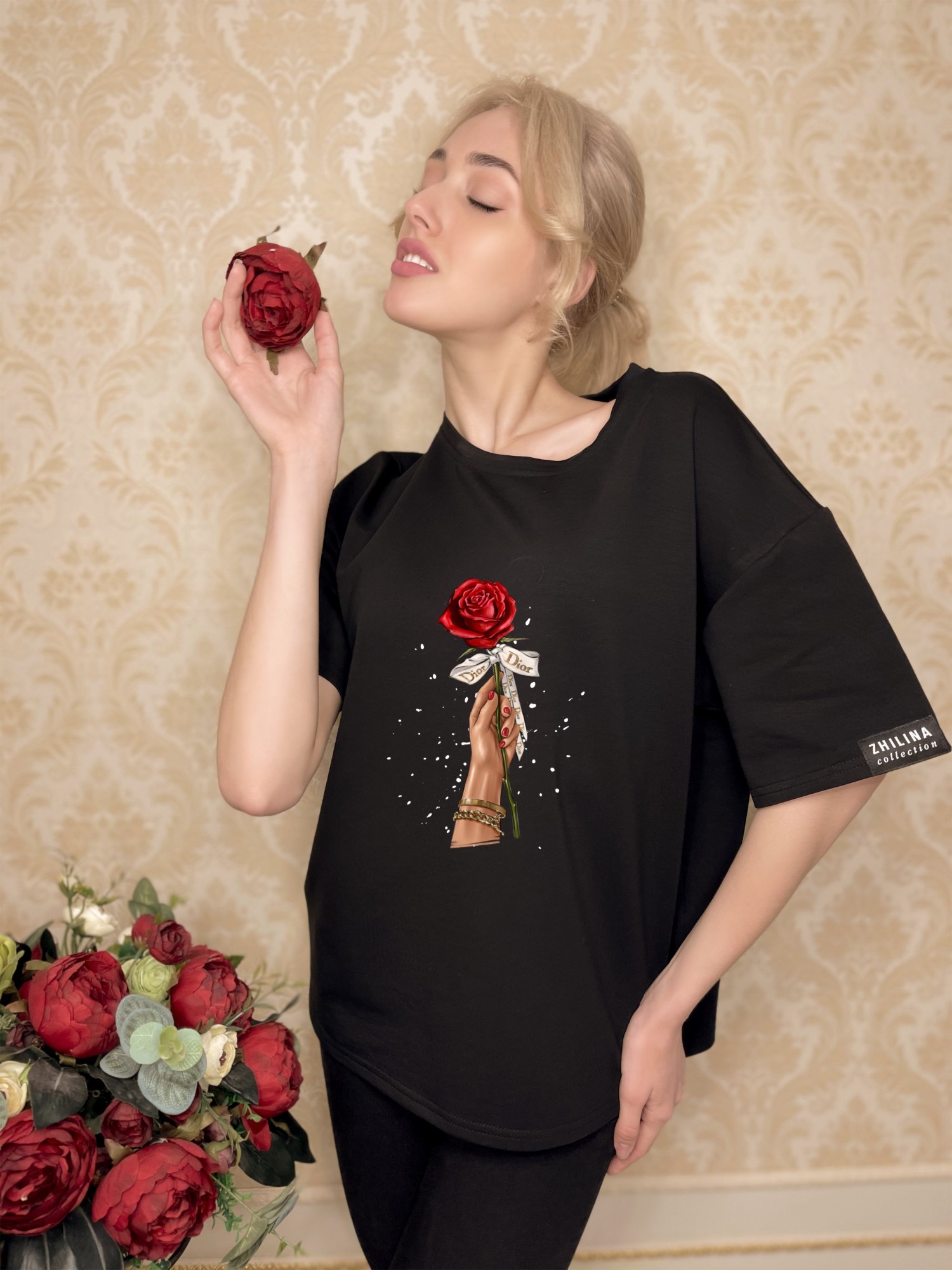 

Женская футболка с принтом Zhilina collection F-01R  Черная, Женская футболка с принтом Zhilina collection F-01R S Черная