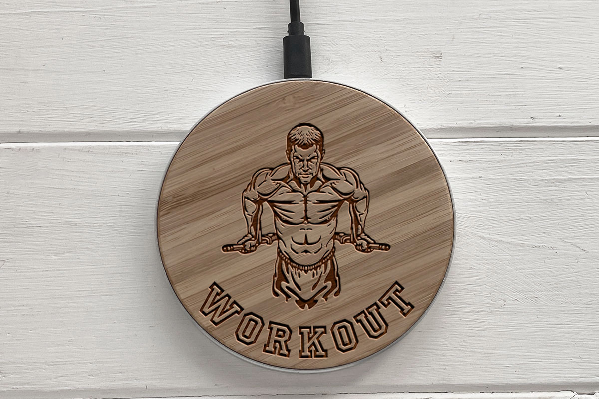 

Быстрая беспроводная деревянная зарядка SkinWood White Fast Charge Workout