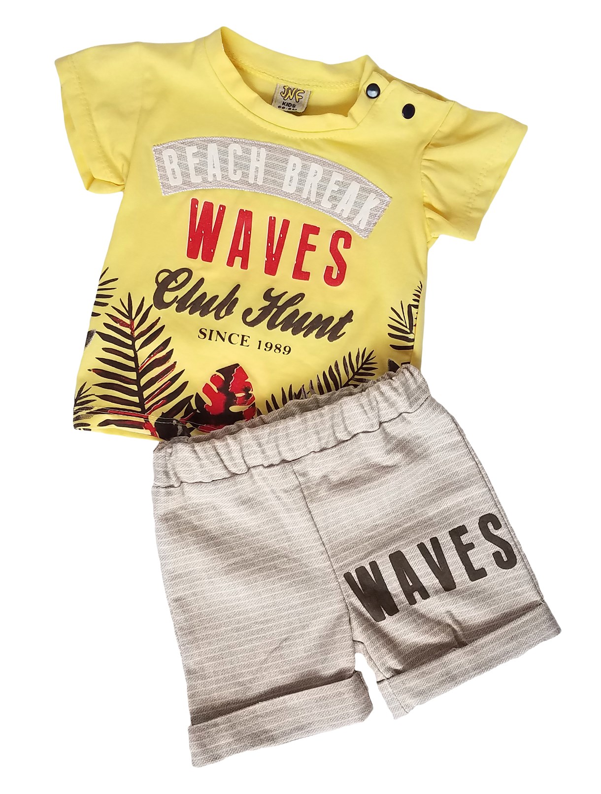 

Костюм Waves JNF Возраст: 6 мес Размер: 24 Рост: 68 2492415564105