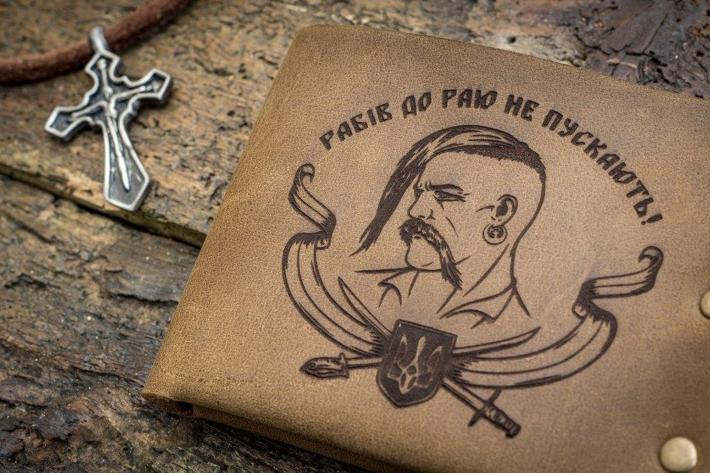 

Мужской кожаный кошелек ТатуНаКоже, козак NEW DESIGN + стильный ПОДАРОК
