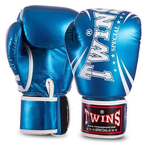 

Перчатки боксерские FBGVSD3-TW6 Twins 14oz Синий металлик (37426071)