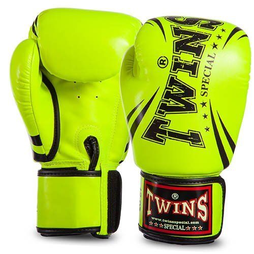 

Перчатки боксерские FBGVSD3-TW6 Twins 10oz Салатовый (37426071)