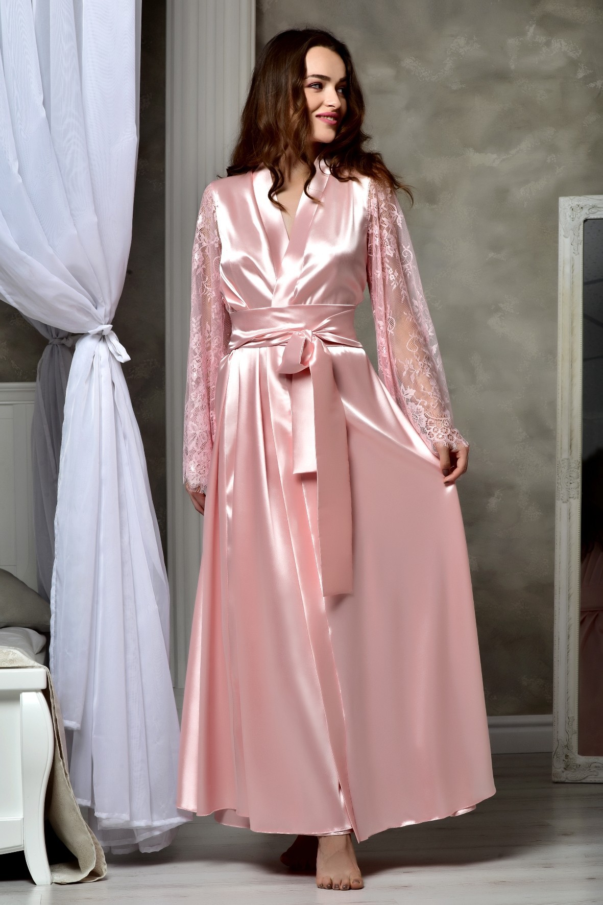 

Атласный халат SweetLove Одри XL светло-розовый 1313