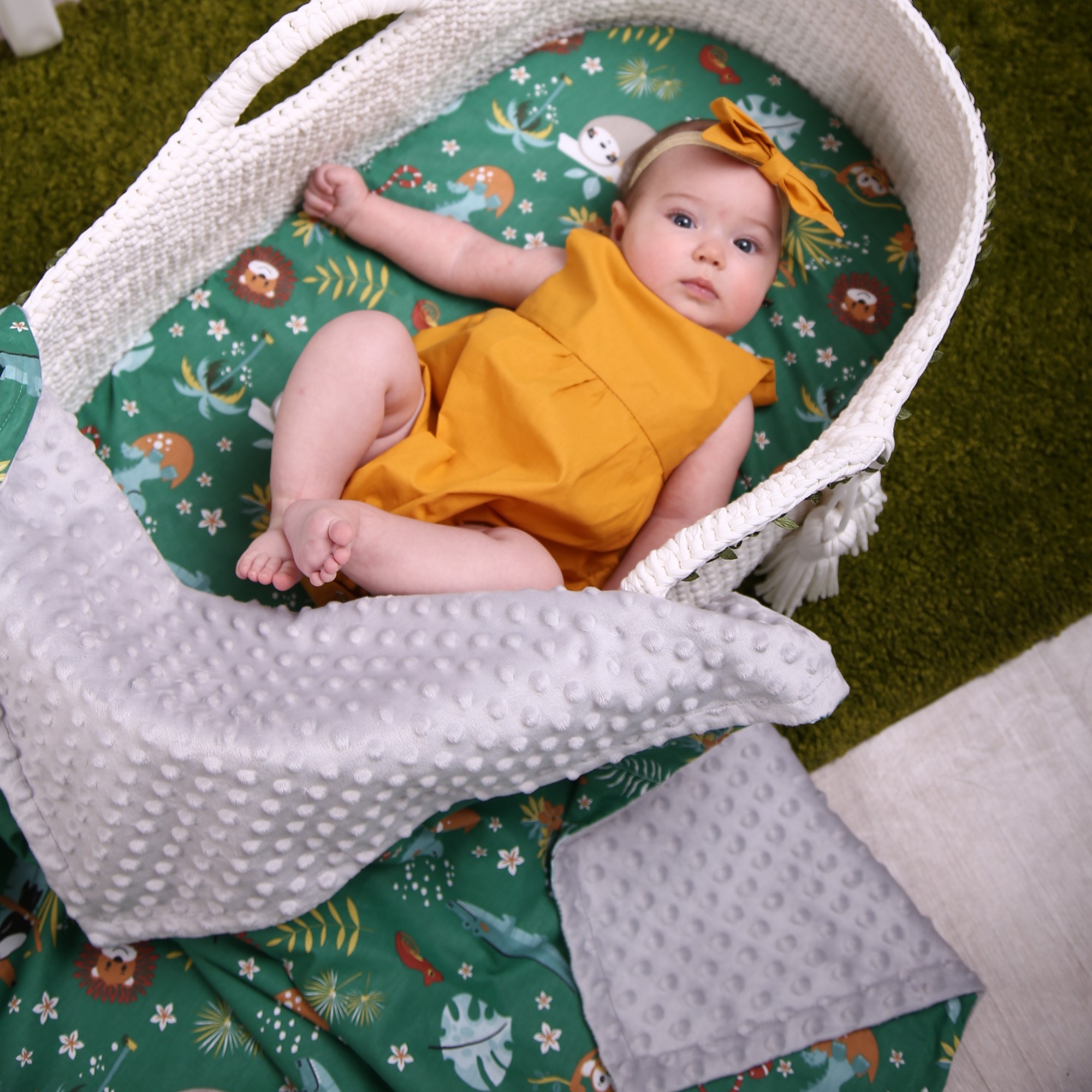 

Плед и наматрасник для люльки MammyDo Jungle Animals зеленый из хлопка и плюша