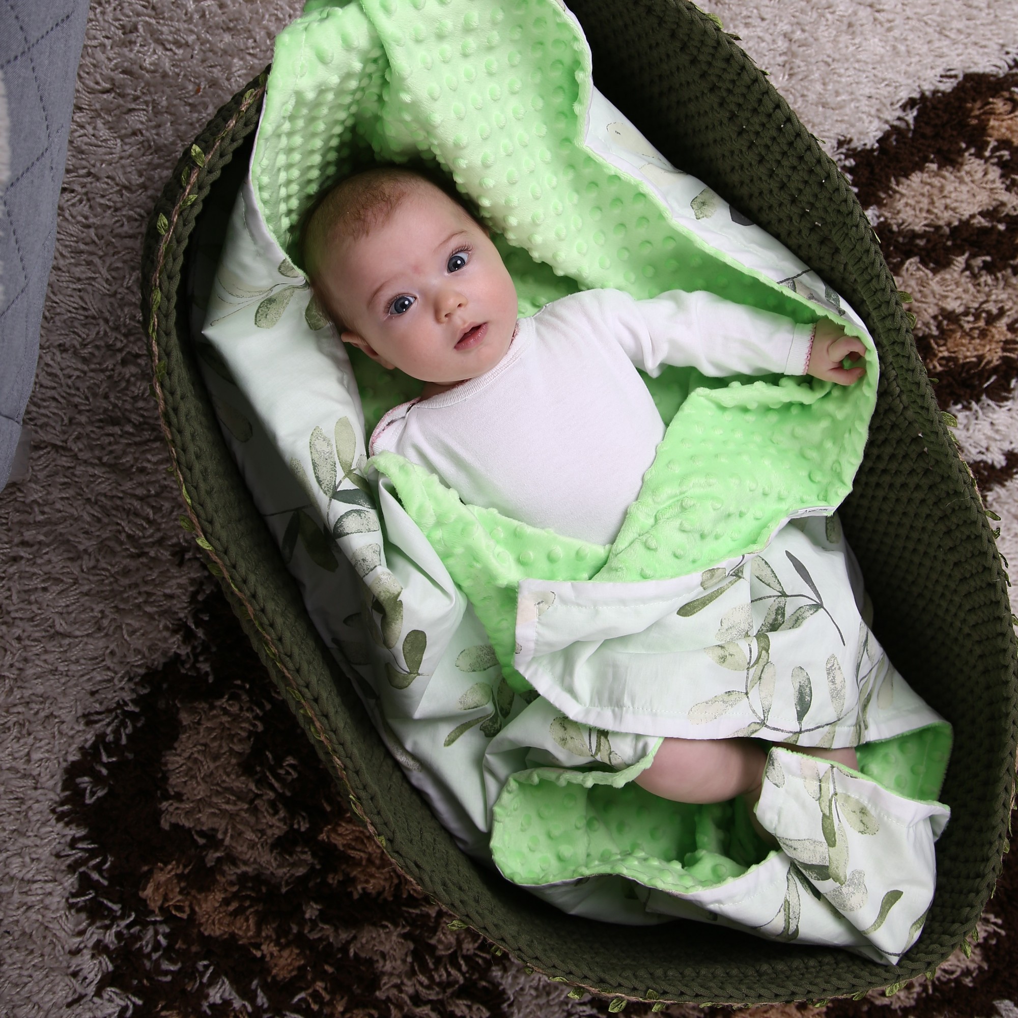 

Плюшевый плед MammyDo Olive салатовый 100х100 см