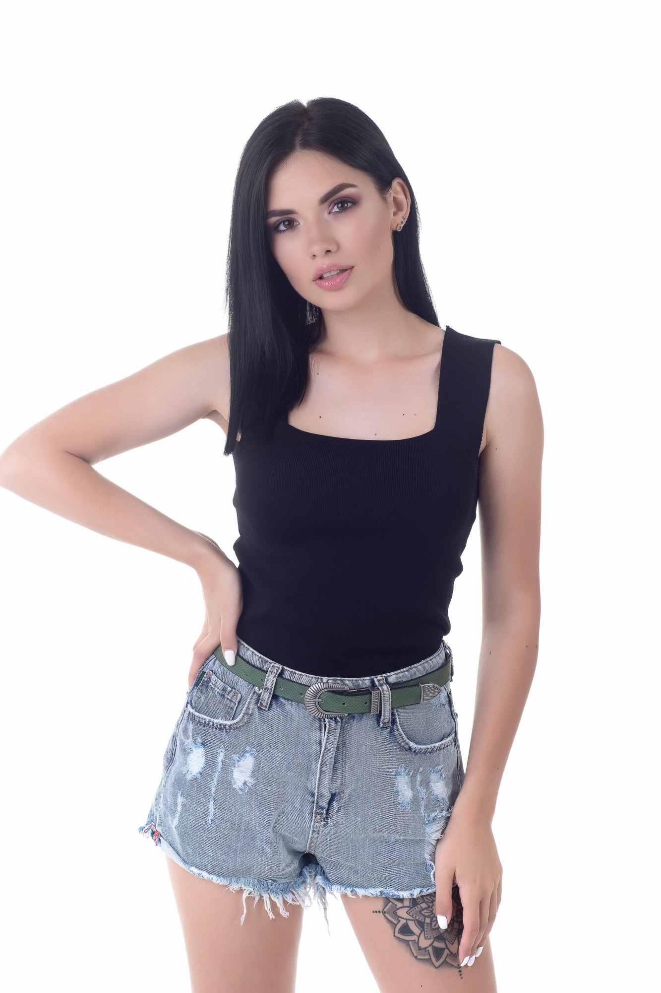 

Топ трикотажный Crop-Top  Черный (2177, Топ трикотажный Crop-Top S Черный (2177)