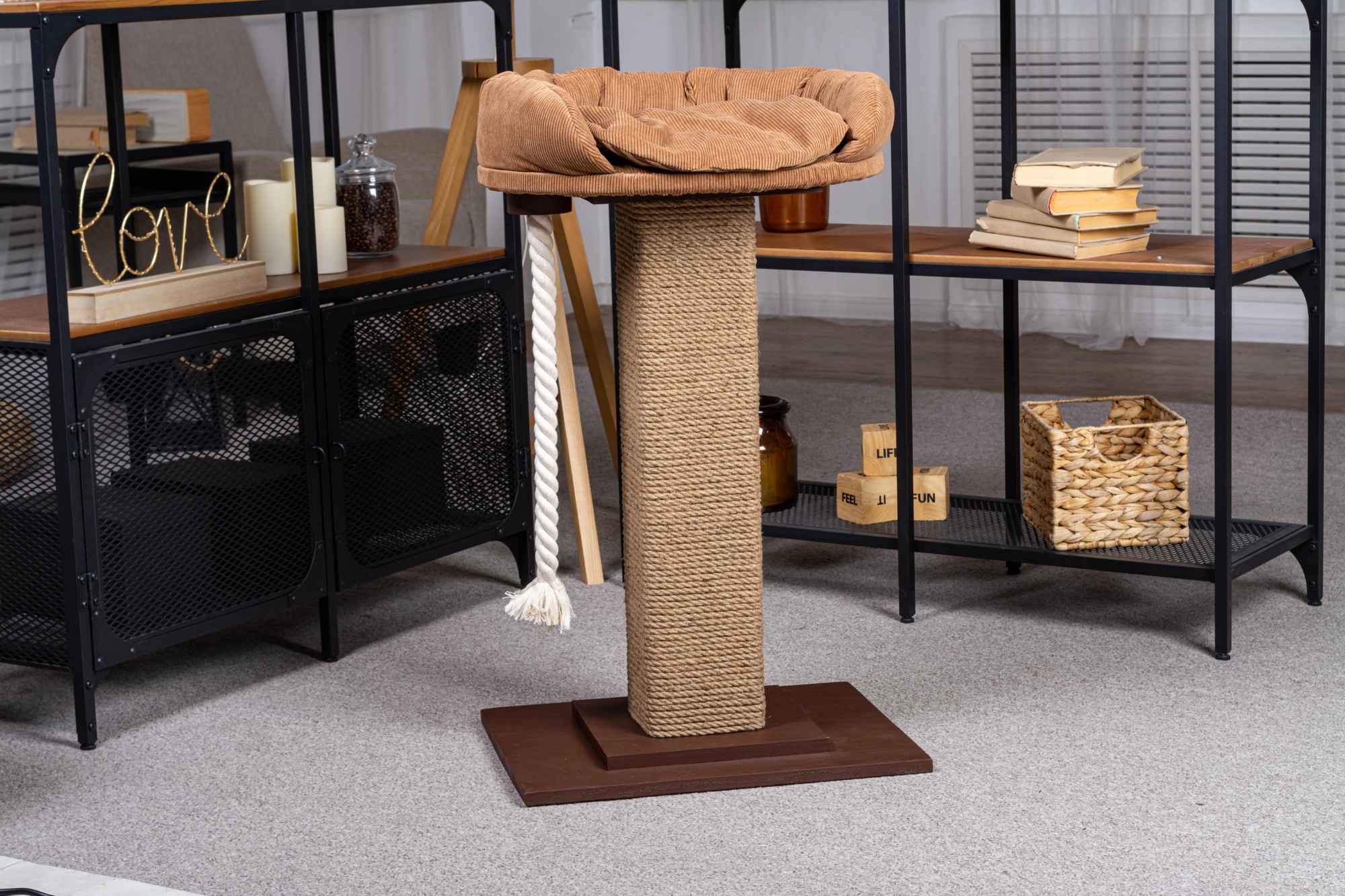 

Когтеточка (дряпка) напольная Pets Lounge Pillar, высота 80 см