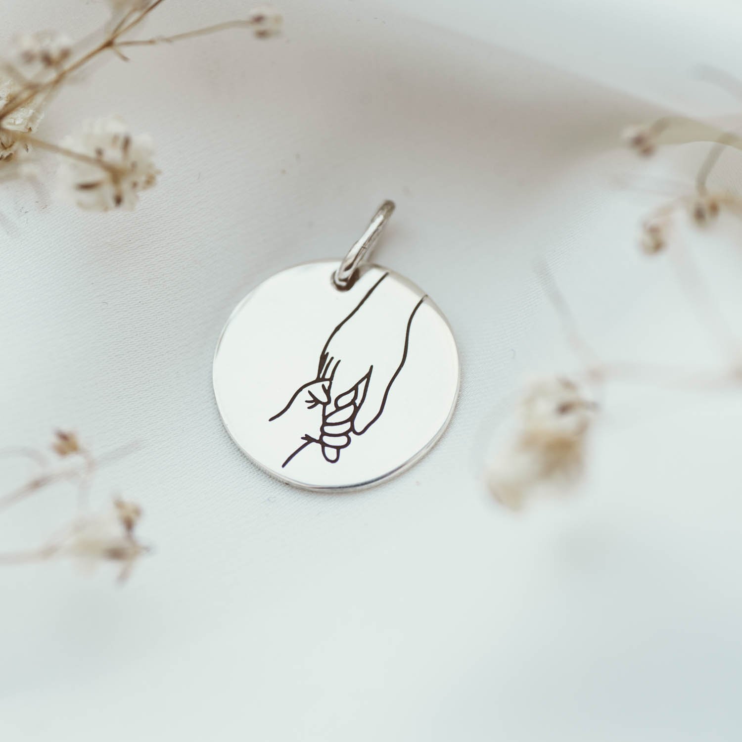 

Серебряный кулон "Мамина любовь" 132724мл Оникс