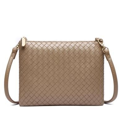 

Сумка-клатч Amelie Galanti A991503-01-camel