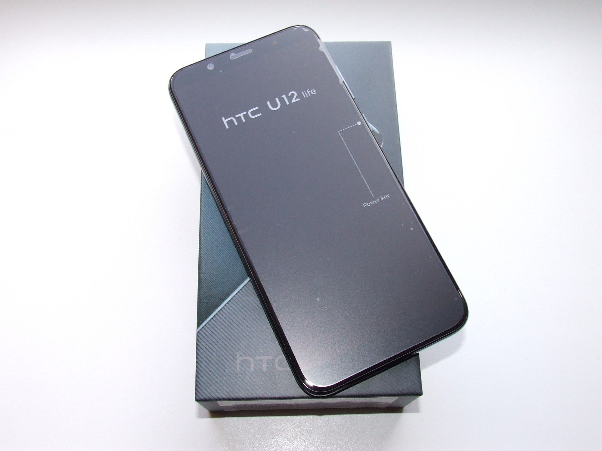 

Смартфон HTC U12 Life 4/64Gb Moonlight Blue
