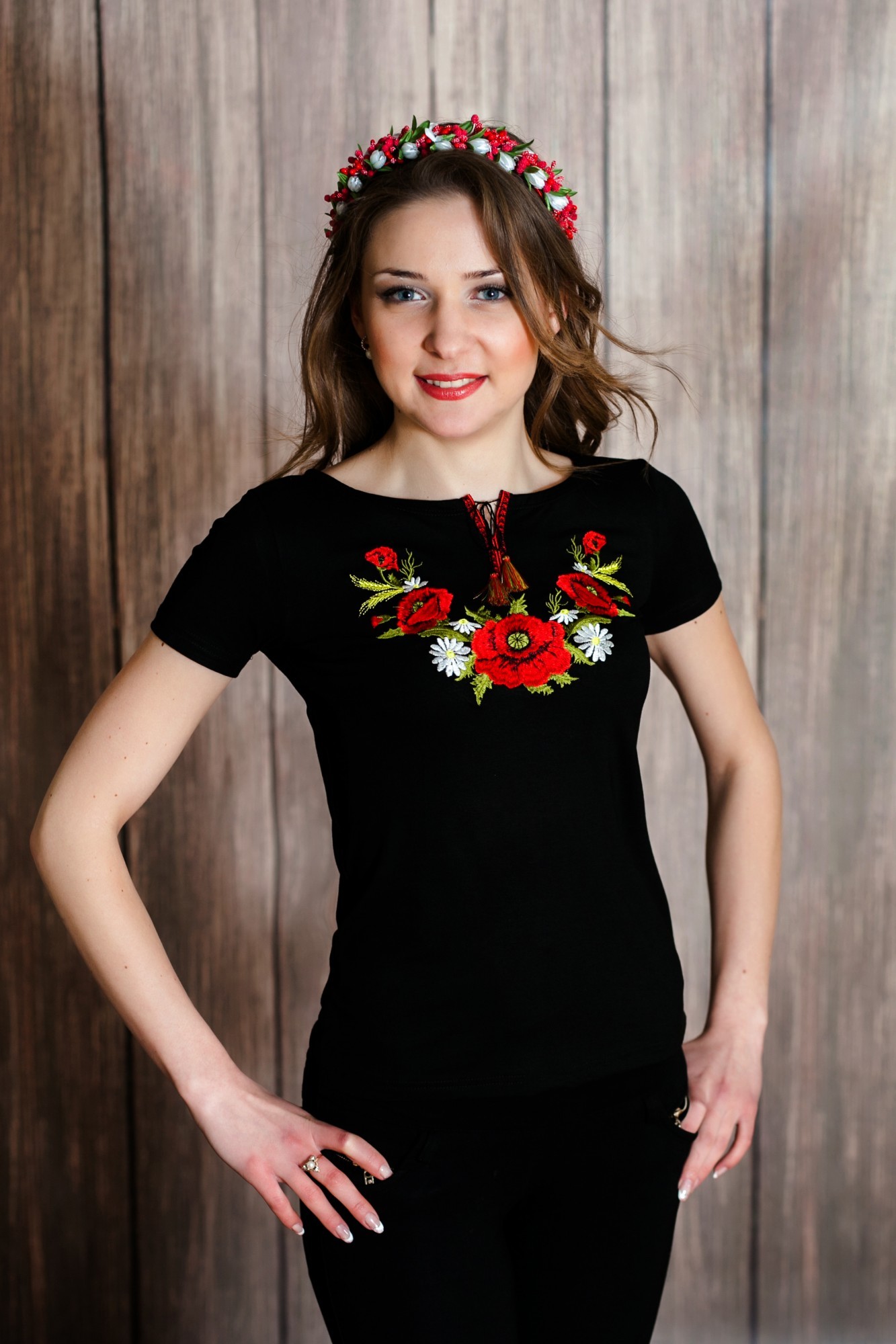 

Женская вышиванка Melanika Мак и ромашка G-2, Женская вышиванка Melanika Мак и ромашка G-2 M