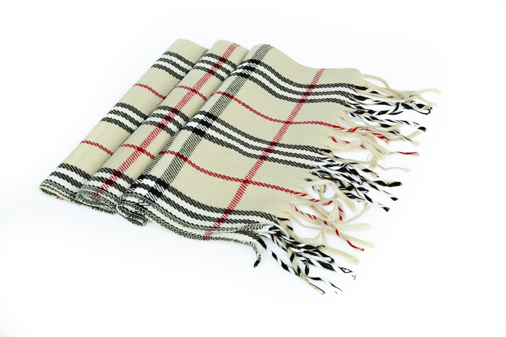 

Женский шарф Alberta WOOL BUR 025 STANDART Бежевый