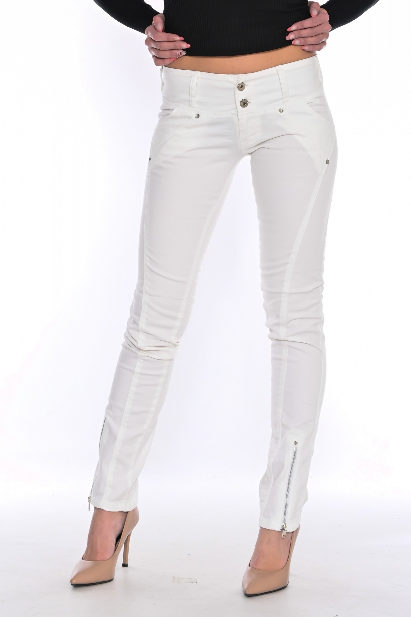 

Брюки OMAT jeans 9254 W 28 L 32 Белые