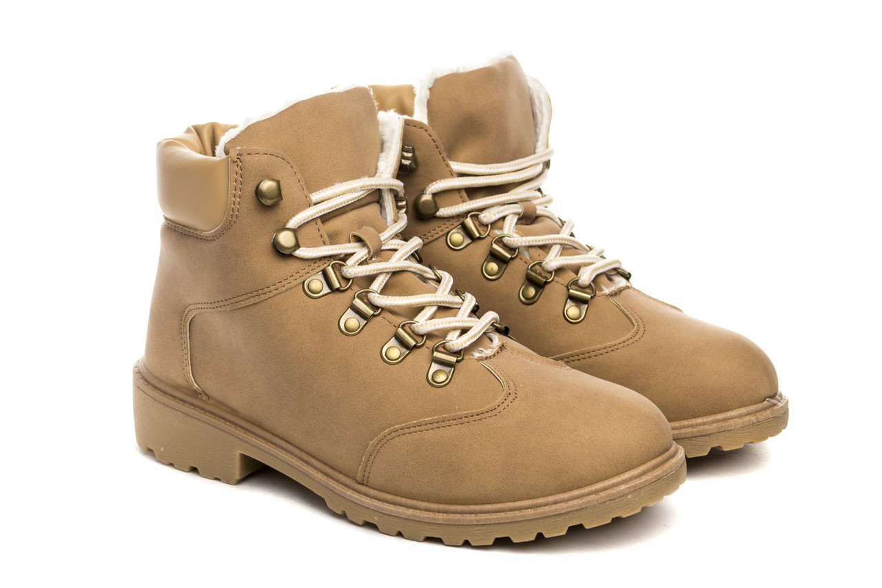 

Жіночі черевики G2G 38 Khaki