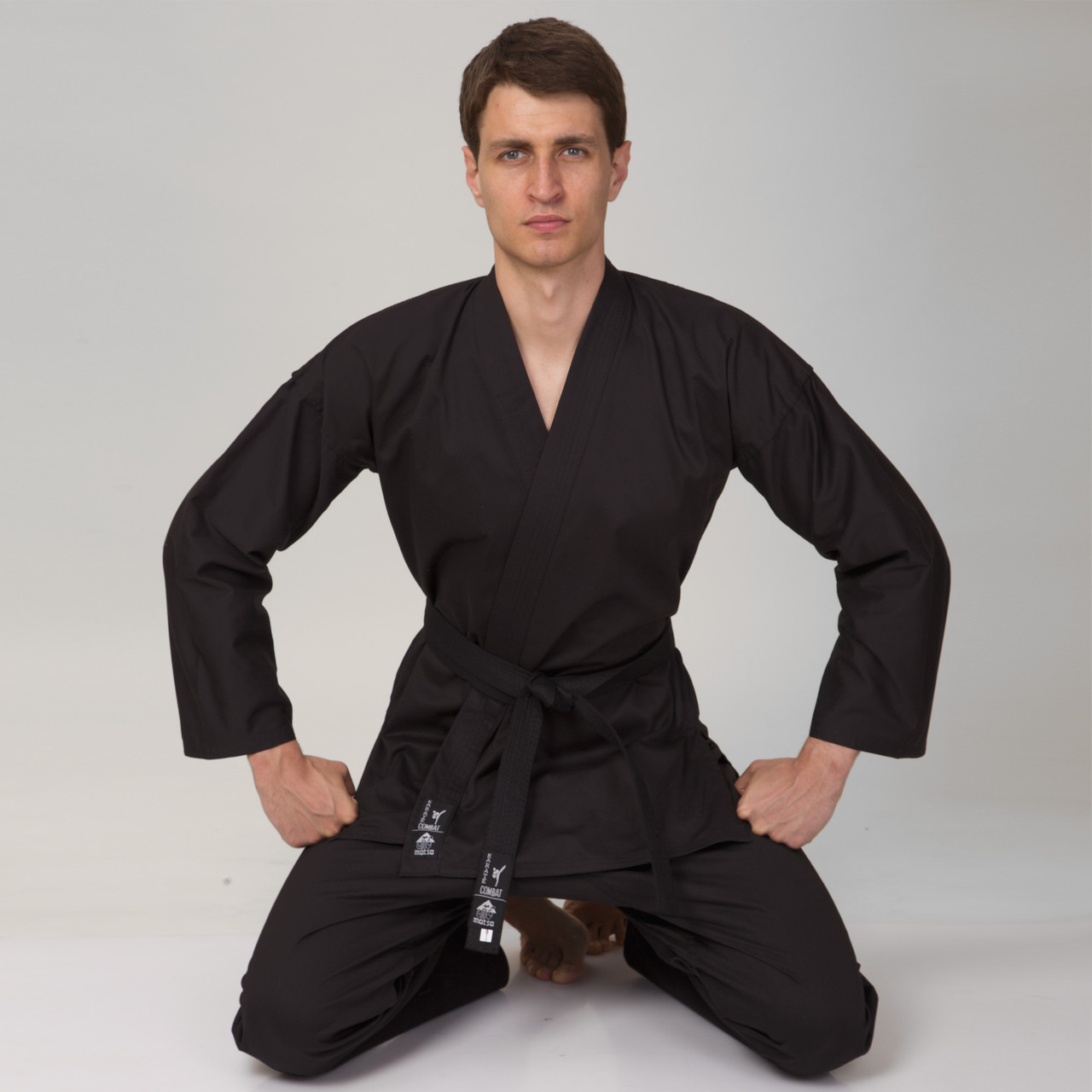 

Кимоно для каратэ Matsa Heroe 0017 черное 240г/м2 размер 3XL рост 180 см