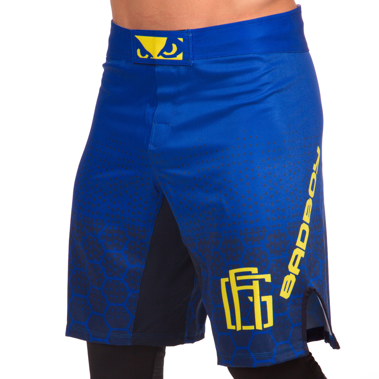 

Шорты для смешанных единоборств Bad Boy Heroe 5454 размер M (46-48) Blue-Yellow