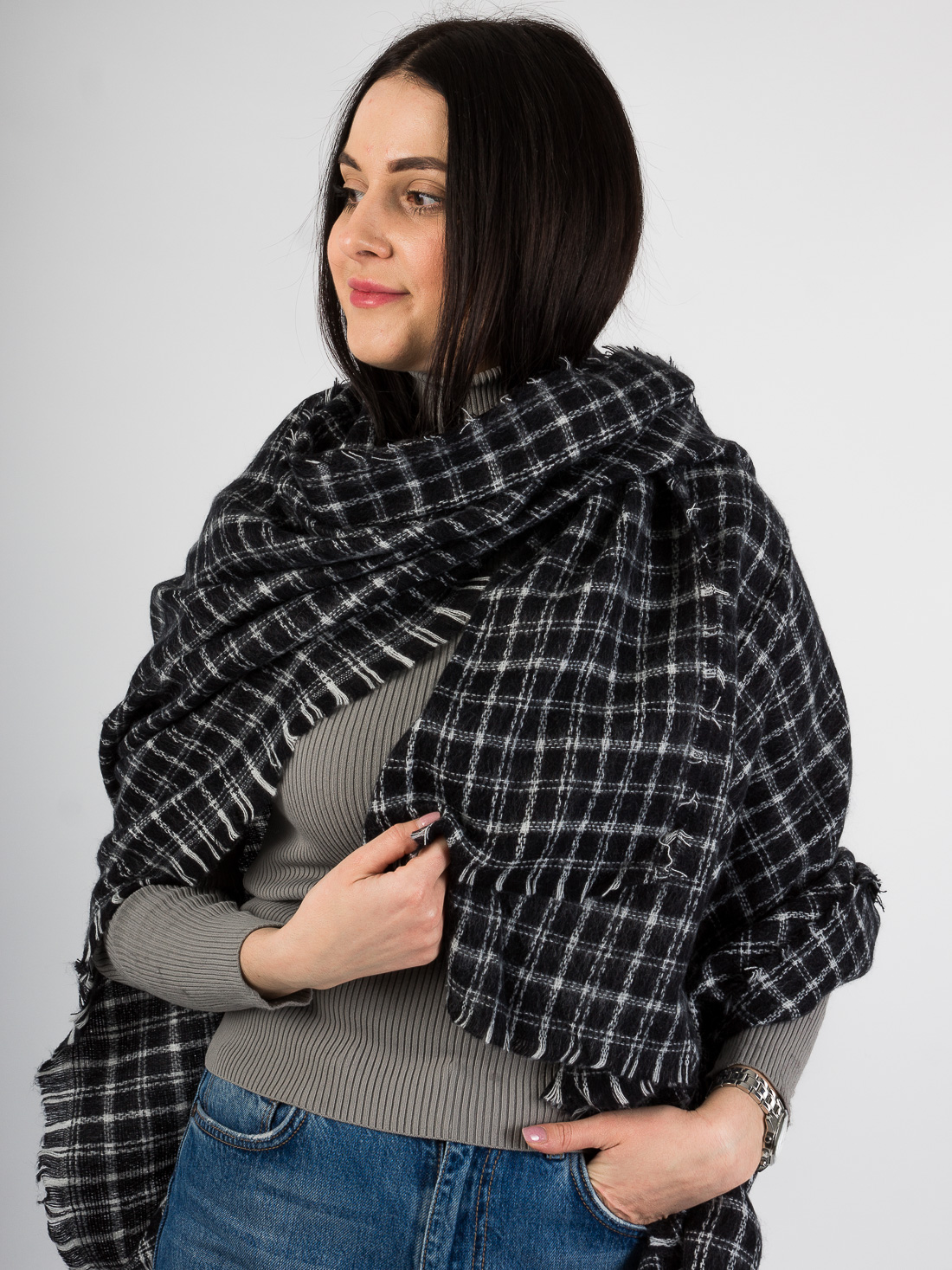 

Палантин Jennyfer 90ross One size Черный
