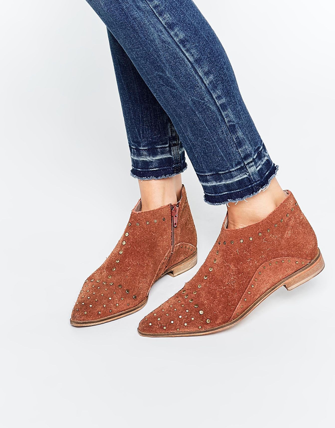 

Замшевые ботильоны на плоской подошве с заклепками Free People ASSH1-195 39 Коричневый