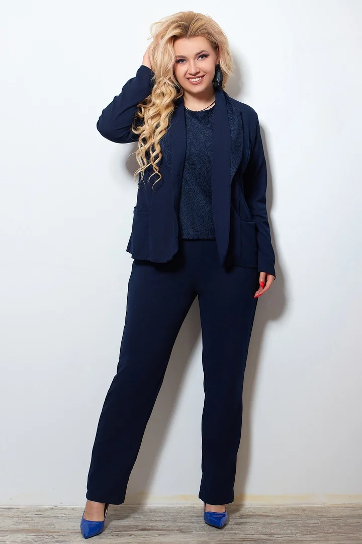 

Fashions • Костюм Finland Fashions 50-52 темно-синий (46-1/2-мас)